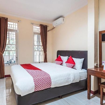 Hotel Aquina House Bogor Exterior foto